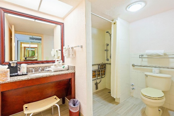 Best Western University Inn Main image