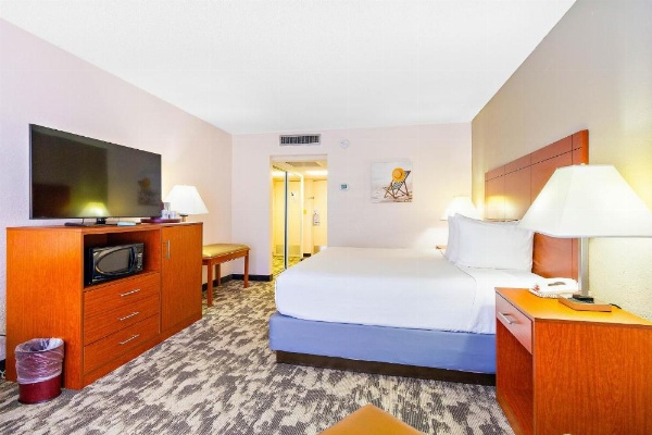 Best Western University Inn image 21