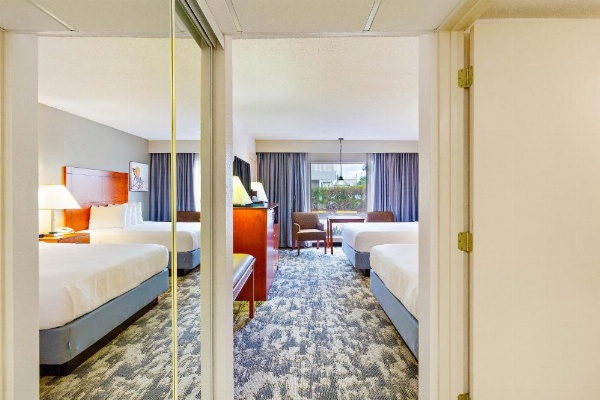 Best Western University Inn image 26